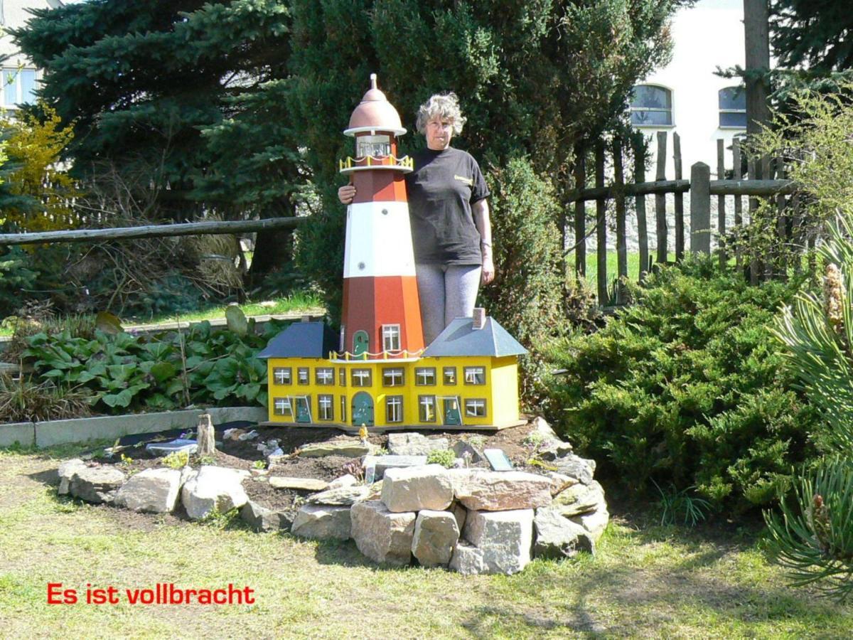 Zimmervermietung-Heide-Fiege Hartmannsdorf bei Chemnitz Buitenkant foto